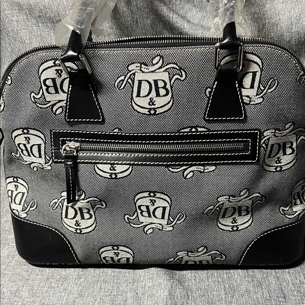 NWT Dooney & Bourke Dome Black and Gray Satchel with wristlet and keyring - Picture 4 of 14